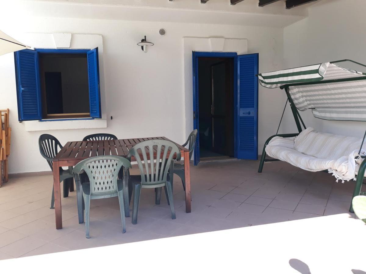 Villa In Villaggio Порто-Чезарео Экстерьер фото