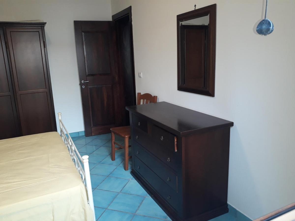 Villa In Villaggio Порто-Чезарео Экстерьер фото