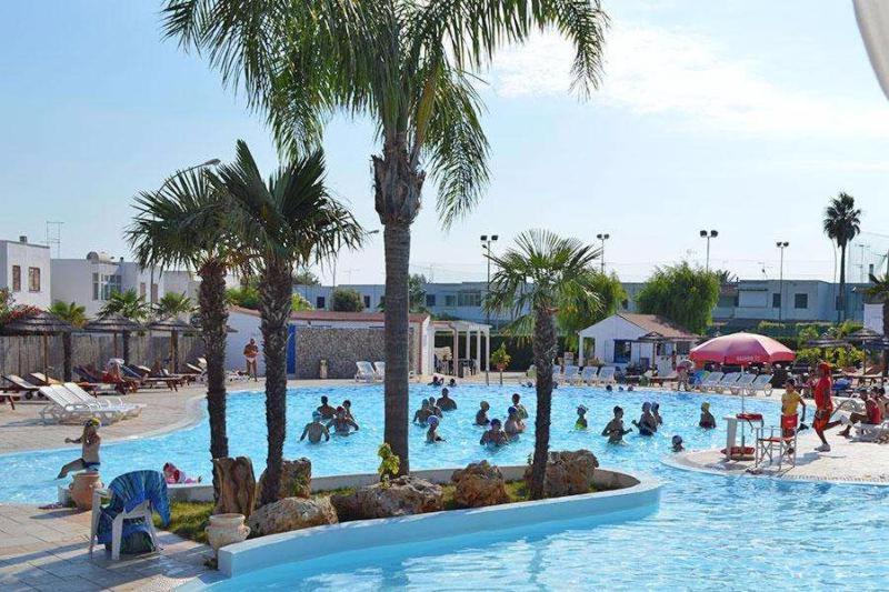 Villa In Villaggio Порто-Чезарео Экстерьер фото